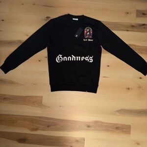 Black Left Point Mona Lisa Men Sweater